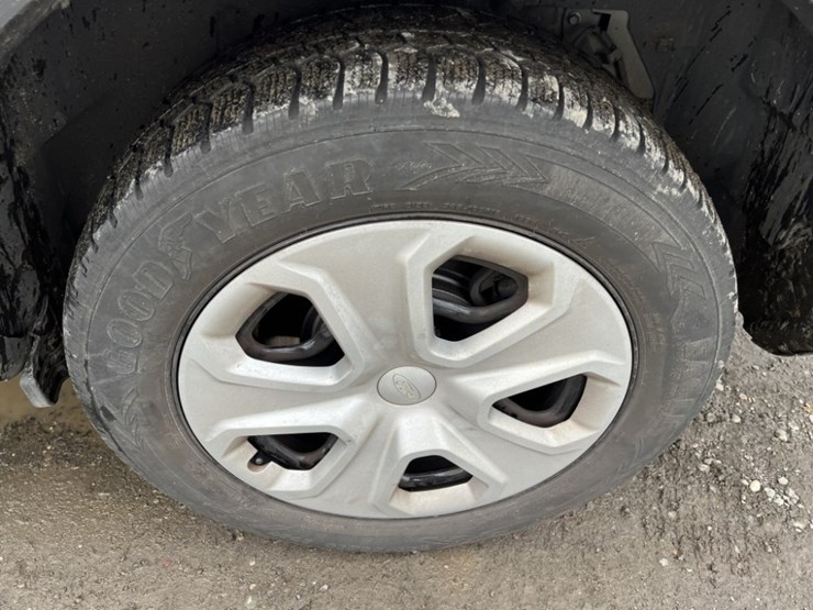 2017-ford-explorer-image-17