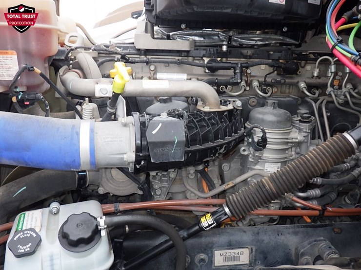 2022-freightliner-cascadia-126-image-17