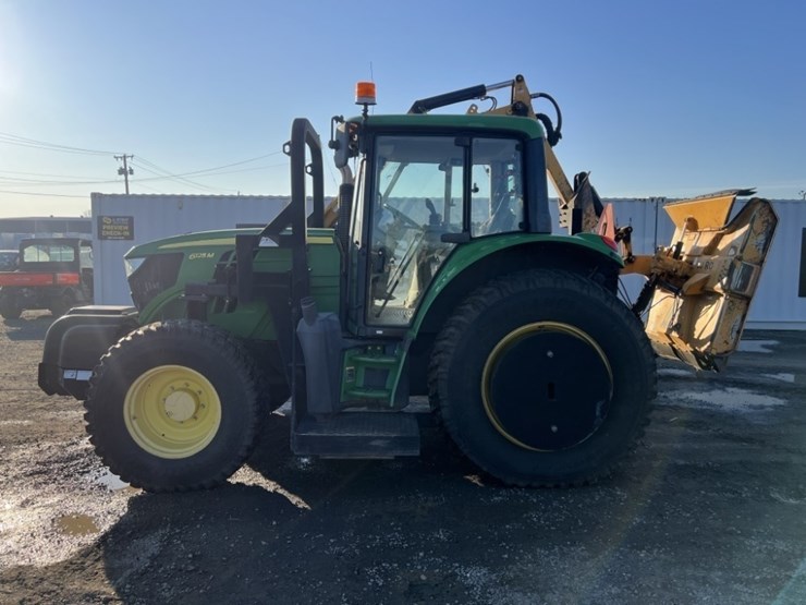 2015-john-deere-6125m-image-7