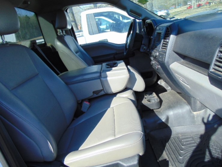 2018-ford-f150-xl-image-5