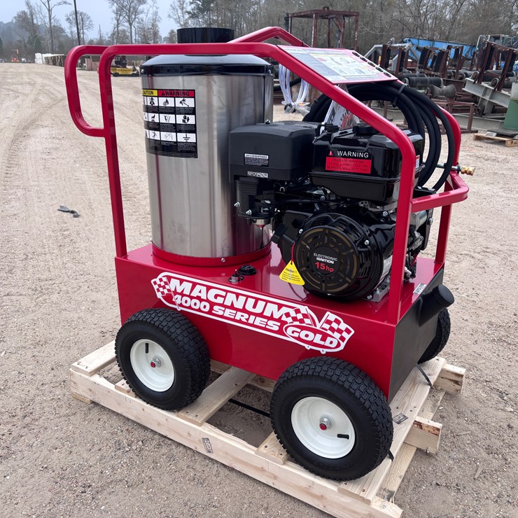 #3541 • MAGNUM 4000 SERIES GOLD PRESSURE WASHER