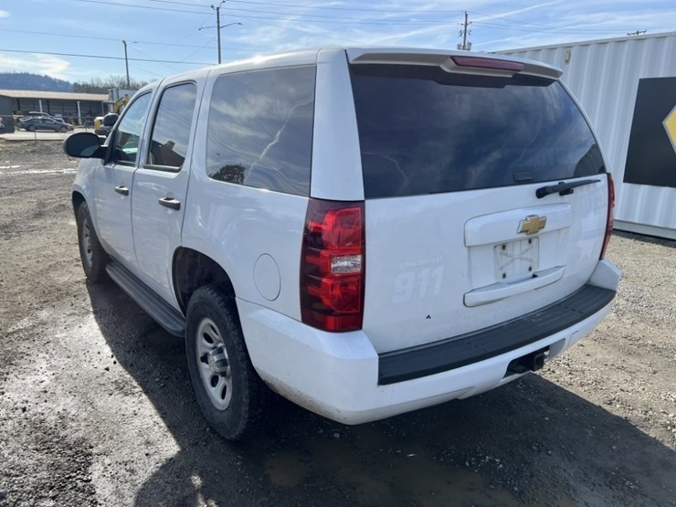2012-chevrolet-tahoe-image-6