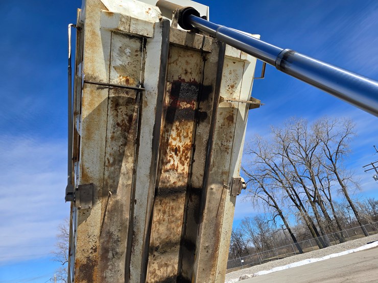 1998-mack-dm600-image-45