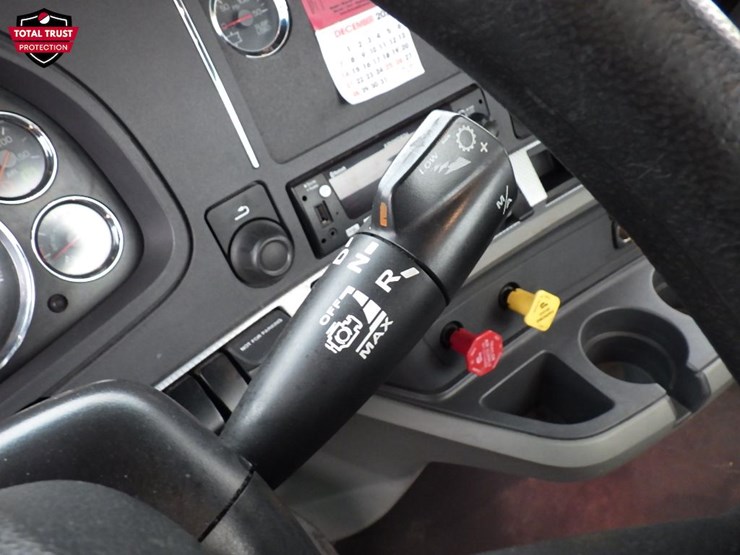 2022-kenworth-t680-image-21