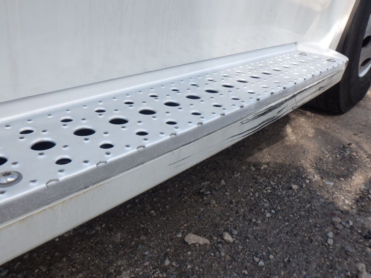 2024-freightliner-cascadia-126-image-5