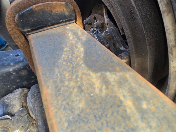 1997-peterbilt-377-image-73