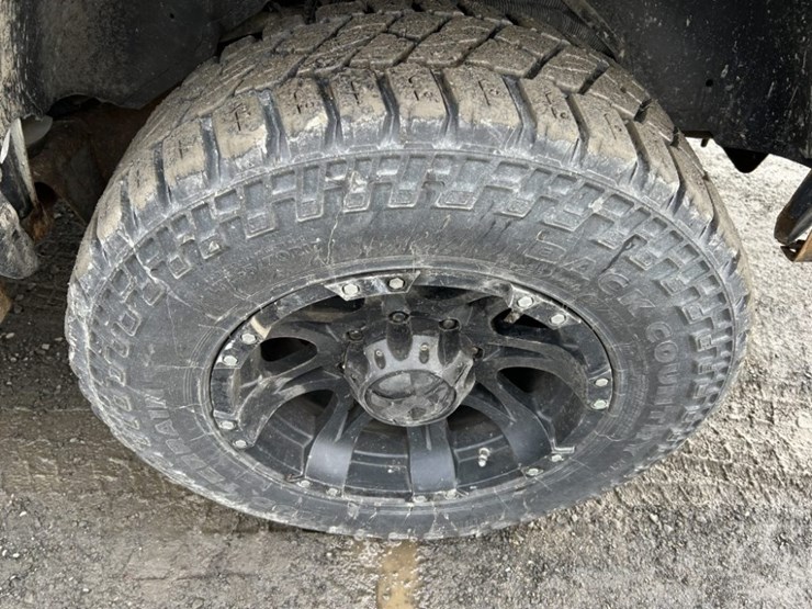 2006-chevrolet-silverado-3500-image-33