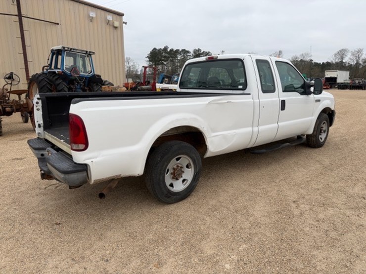 2006-ford-f250-image-3