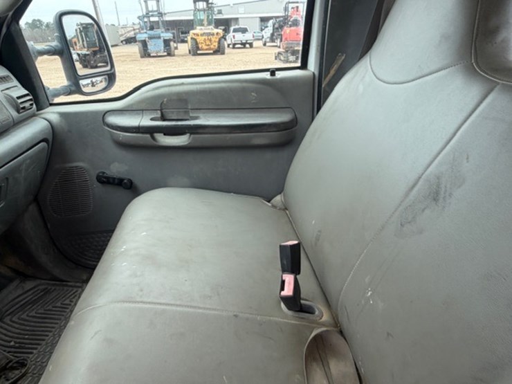 2006-ford-f250-image-24