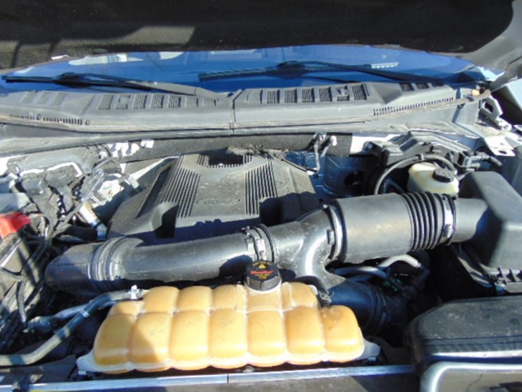 2017-ford-f150-xlt-image-4