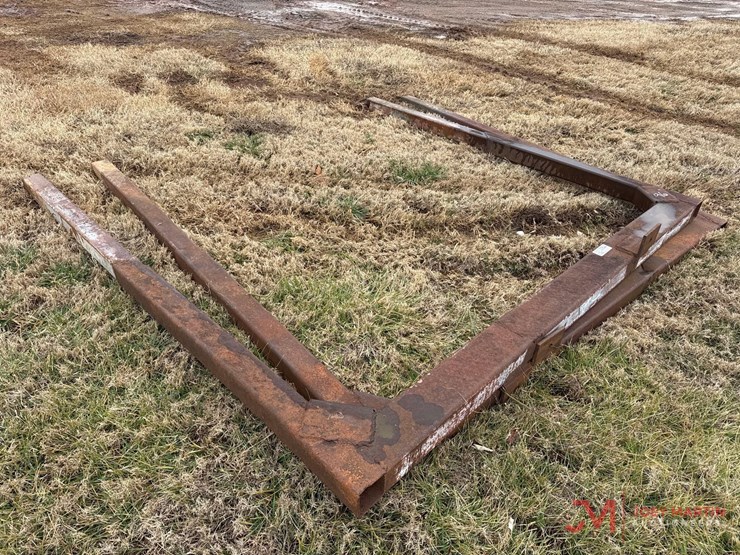 (2)-96"-log-bunks-image-5