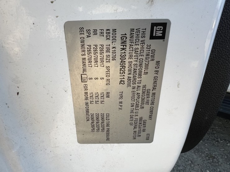 2009-chevrolet-tahoe-image-10