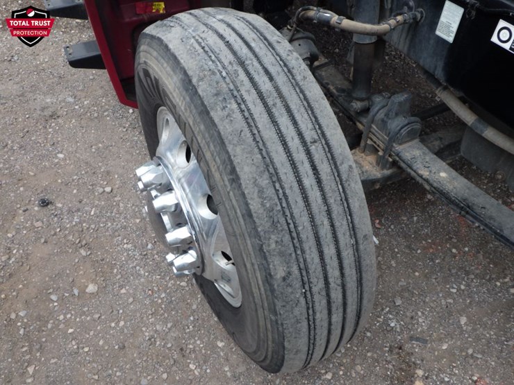 2019-kenworth-t880-image-26