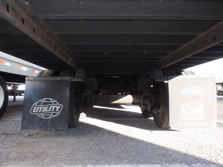 2022-utility-4000d-x-image-12