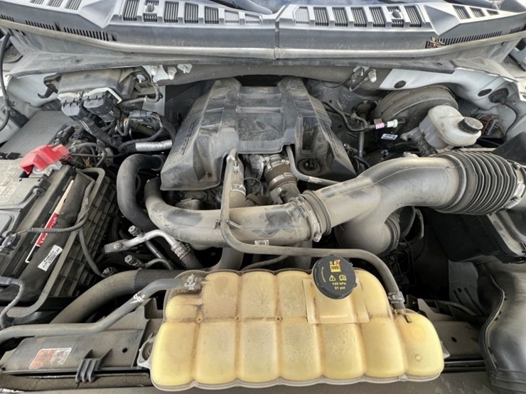 2017-ford-f150-xlt-image-37