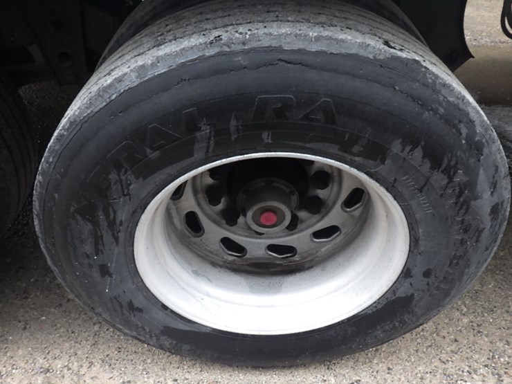 2016-hyundai-reefer-image-11