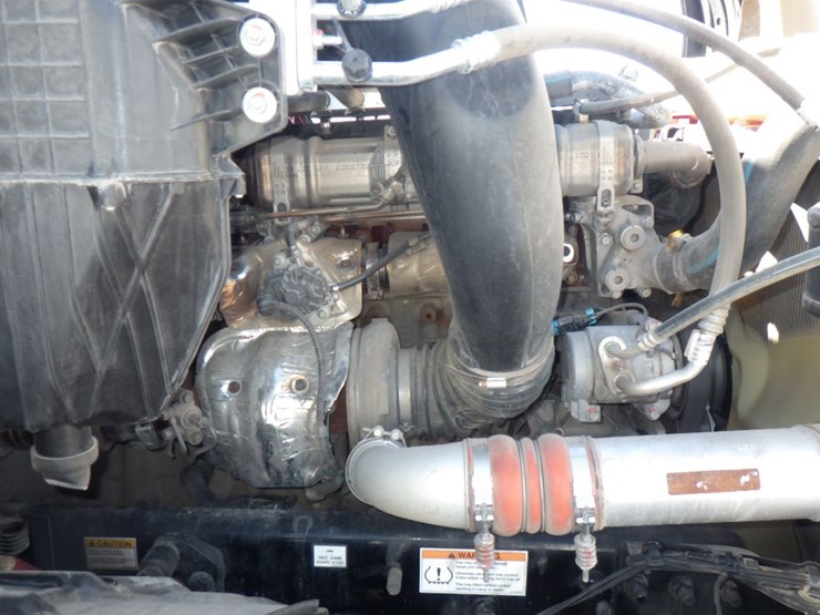 2024-freightliner-cascadia-126-image-27