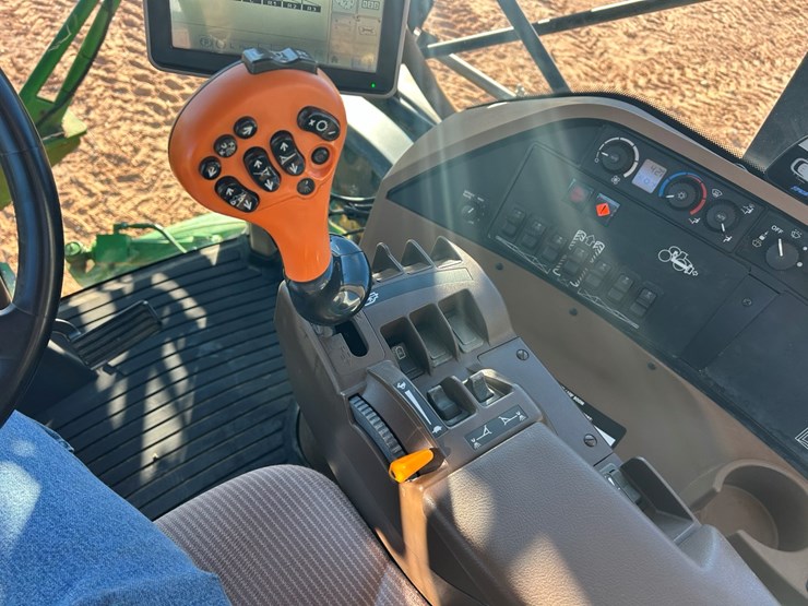 john-deere-4930-image-33