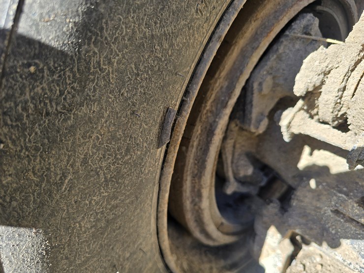 2001-mack-rd688s-image-79