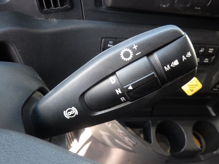 2024-freightliner-cascadia-126-image-17