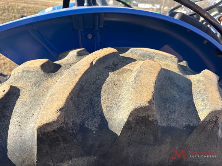 new-holland-tn55-image-10