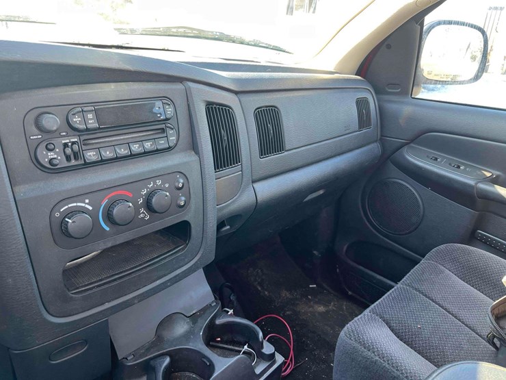 2003-dodge-ram-1500-image-14