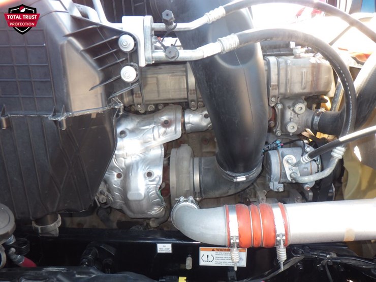 2021-freightliner-cascadia-126-image-26