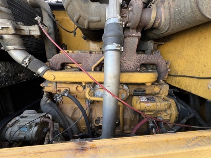 2004-deere-644j-image-14