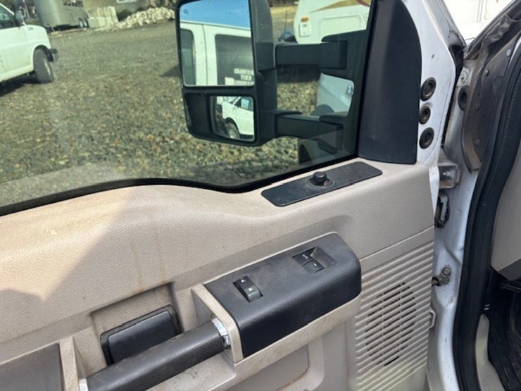 2008-ford-f550-sd-image-23