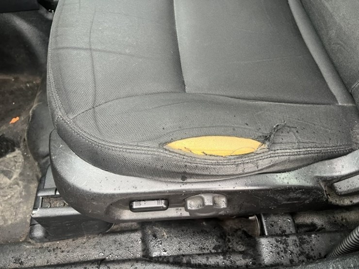 2017-ford-explorer-image-29