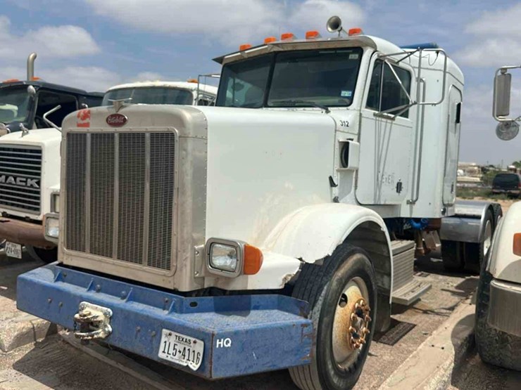 2001-peterbilt-378-image-1