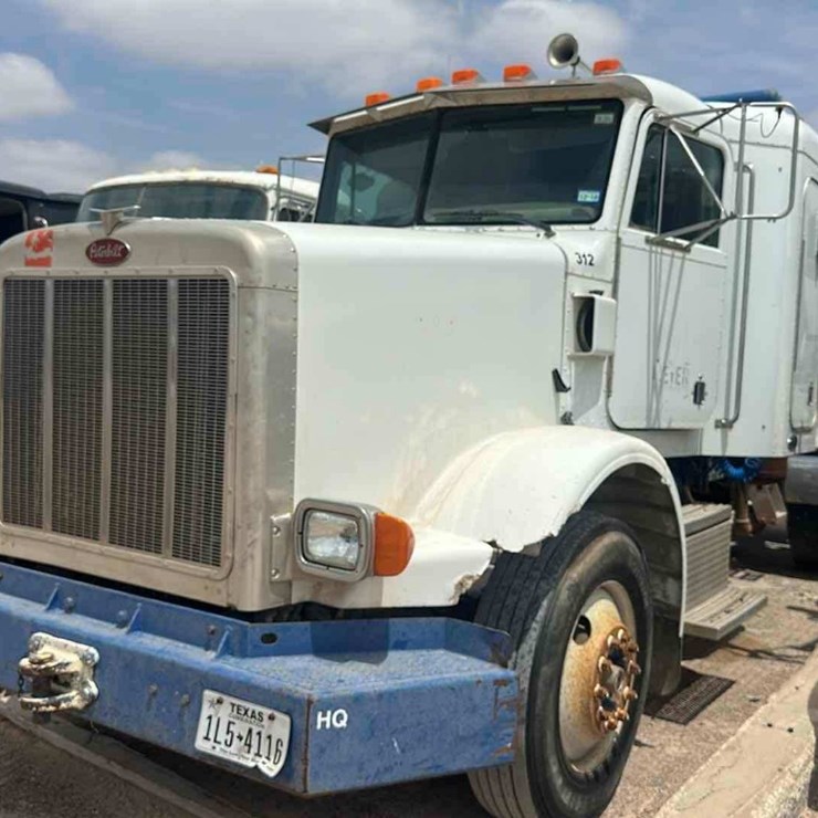 2001 PETERBILT 378