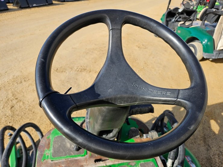 john-deere-7400-image-15