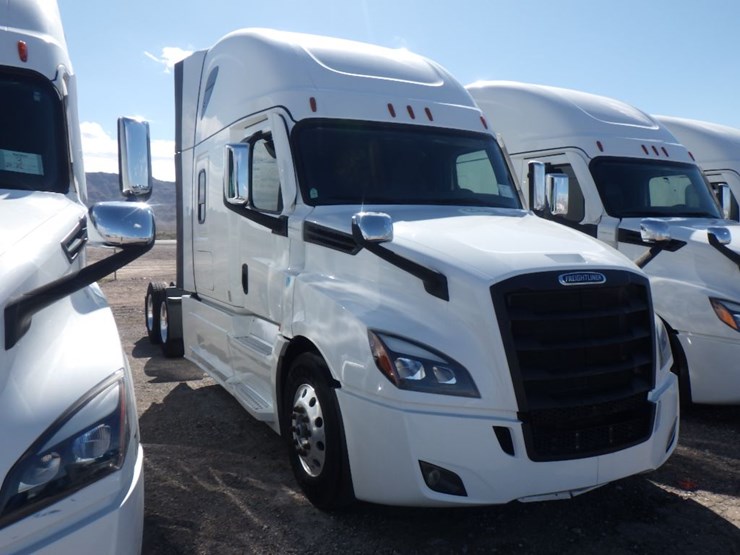 2024-freightliner-cascadia-126-image-3