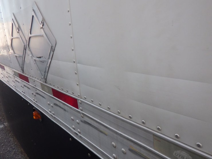 2017-utility-3000r-image-21