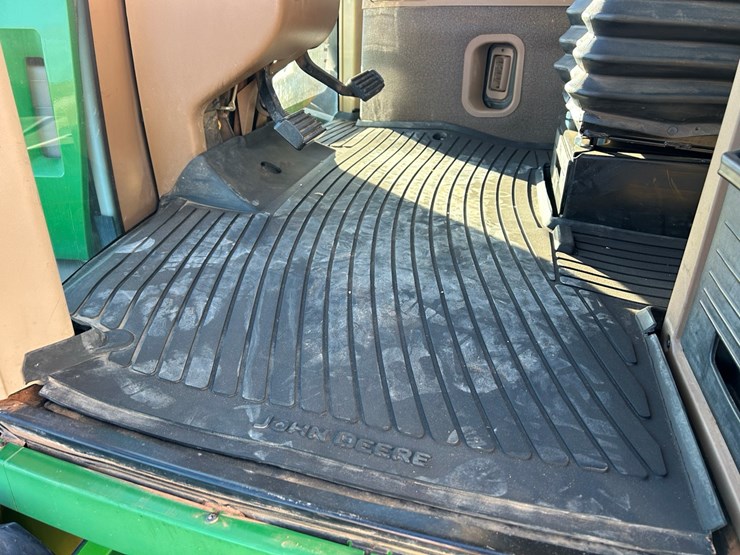 2007-john-deere-9520-image-25