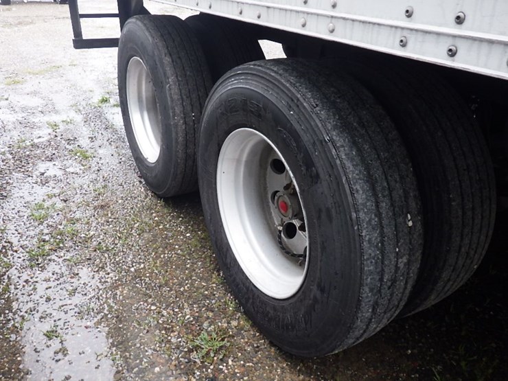 2016-hyundai-reefer-image-8