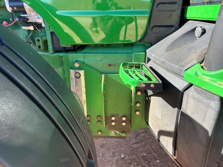 2004-john-deere-8420-image-31