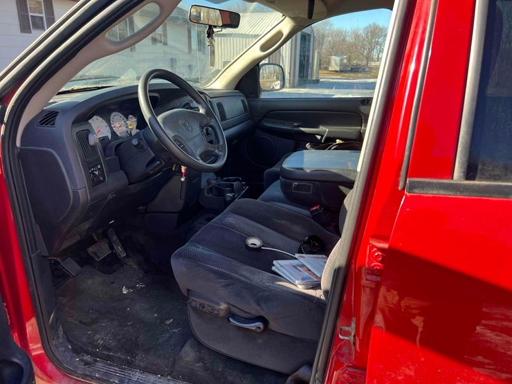 2003-dodge-ram-1500-image-12