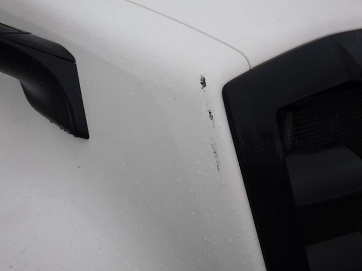 2020-freightliner-cascadia-126-image-4