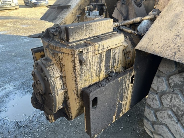 1989-deere-762b-image-14