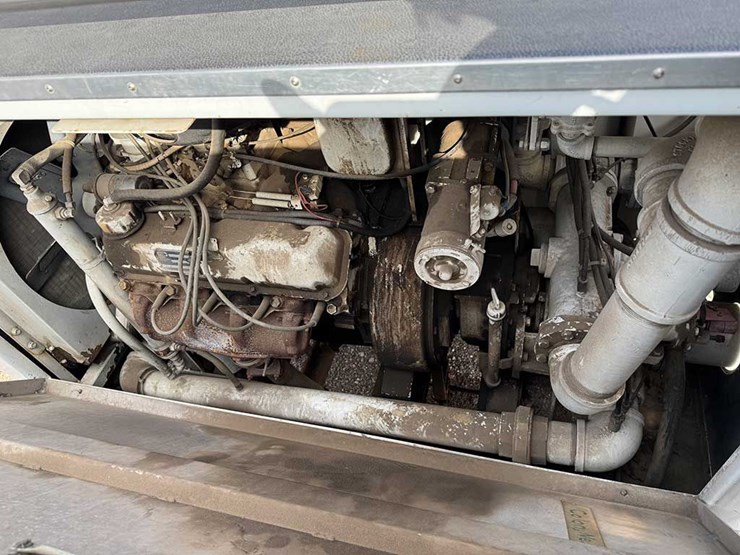 1983-international-s1700-image-10