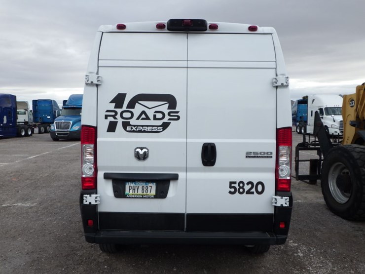 2023-dodge-2500-image-8