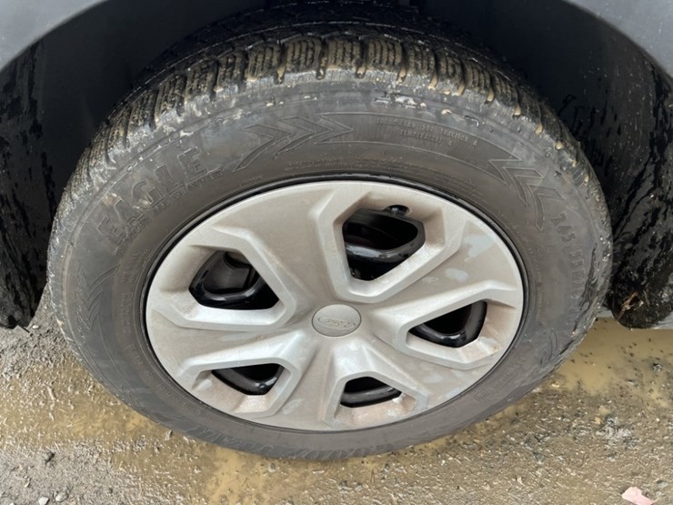 2017-ford-explorer-image-15