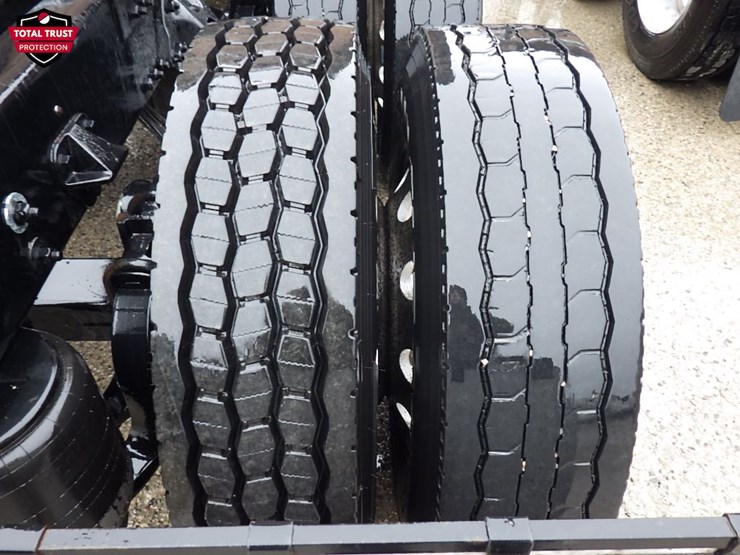 2024-kenworth-t680-image-10