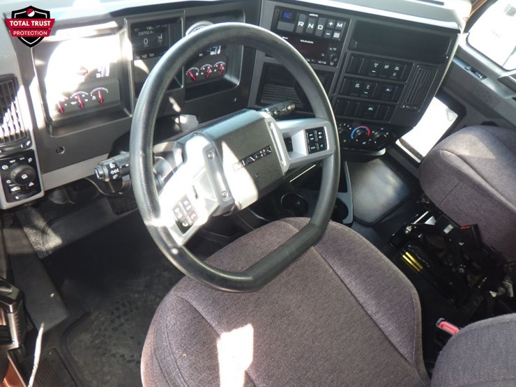 2023-mack-anthem-image-15