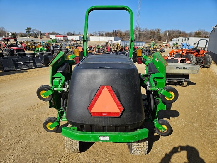 2021-john-deere-1600-turbo-image-4