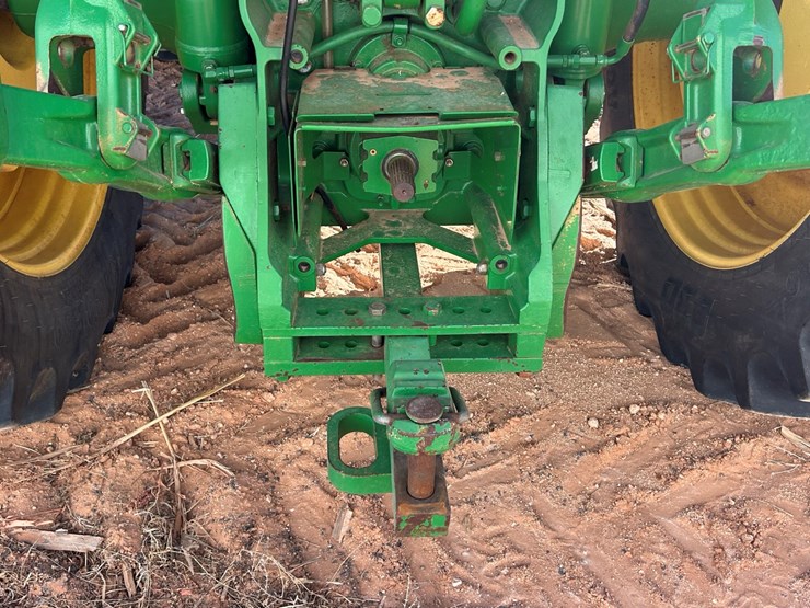 2010-john-deere-8295r-image-8