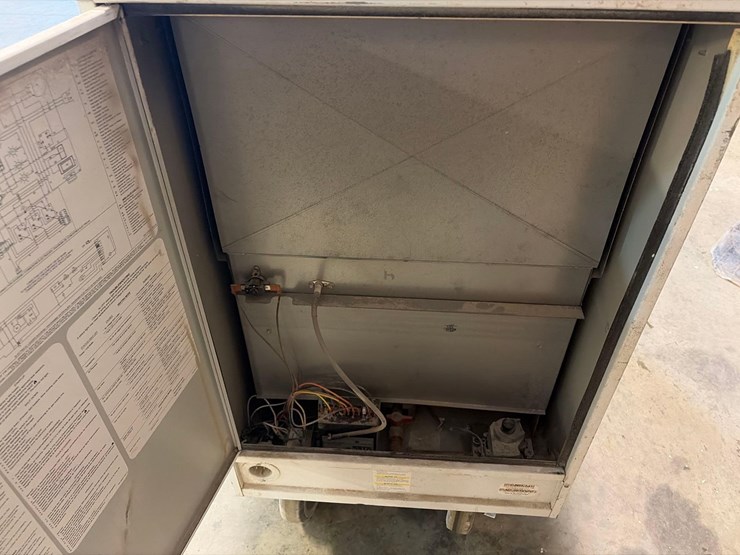 l.b.-white-premier-350df-heater-image-6