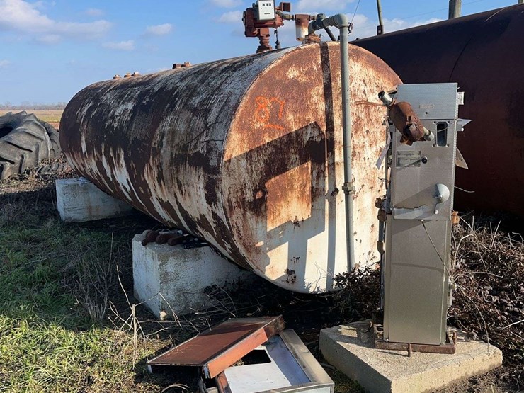 4,000-gallon-fuel-tank-image-2